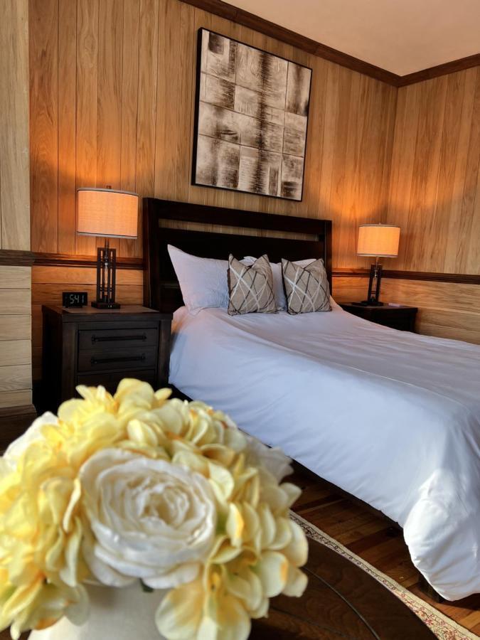 Monterey Inn Екстер'єр фото