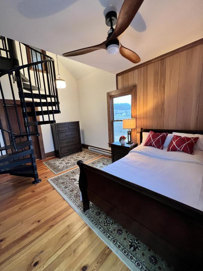 Monterey Inn Екстер'єр фото