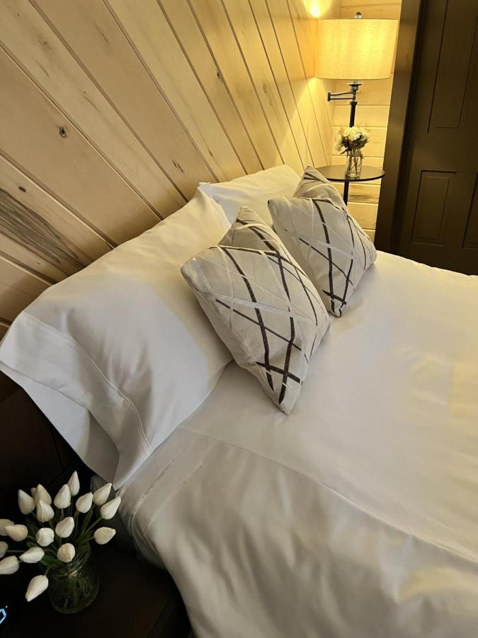 Monterey Inn Екстер'єр фото