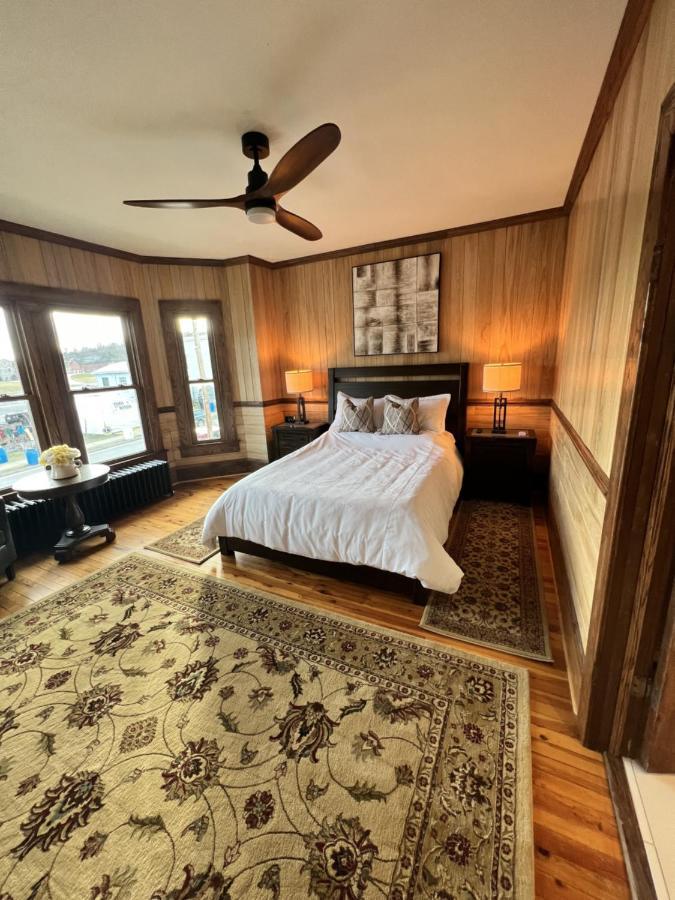 Monterey Inn Екстер'єр фото
