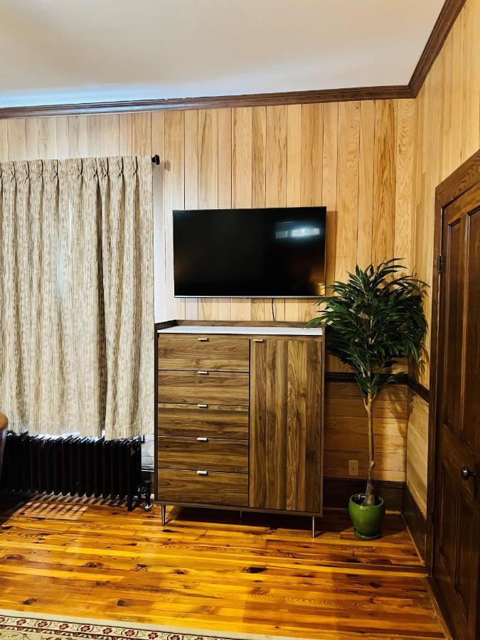 Monterey Inn Екстер'єр фото